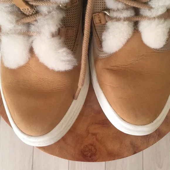 Genuine Sheepskin Boots Womens 9.5 - Picture 6 of 8